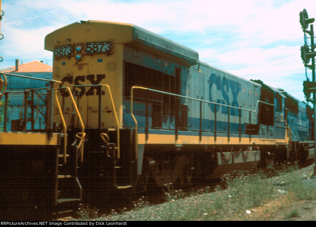 CSX 5873